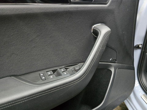 Škoda Superb Combi 1.4 TSI iV Sportline Business PHEV L&K Pano Leder 360 Navi Clima Trekhaak 18"LM