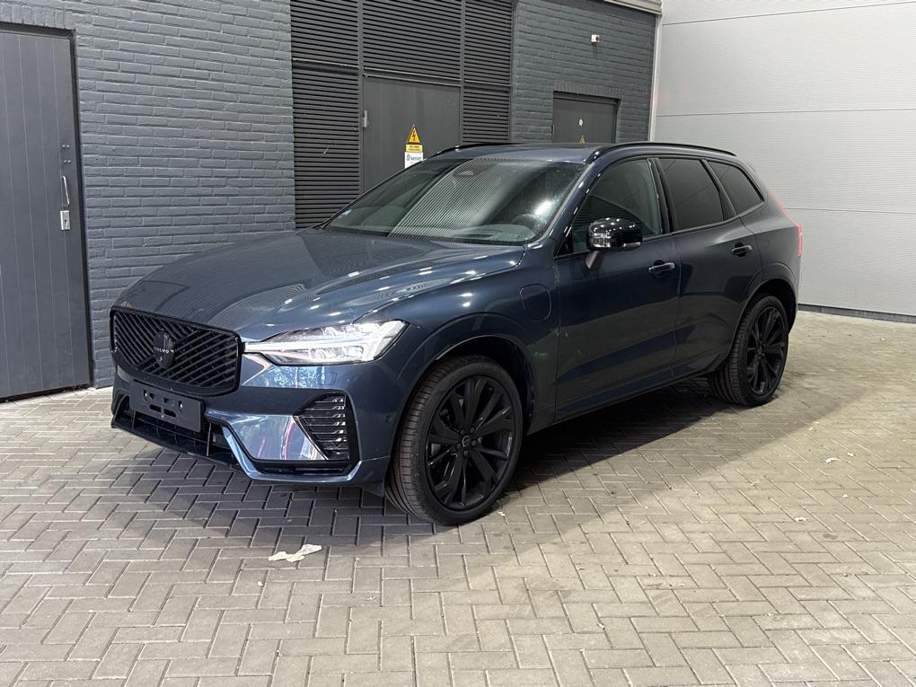 Volvo XC60 2.0 T6 Plug-in hybrid AWD Plus Black Edition | Harman/Kardon | Panoramadak | Pilot Assist | 21 Inch