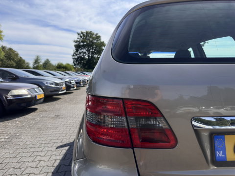 Mercedes-Benz B-Klasse 150 *AIRCO | COMFORT-SEATS | RADIO-CD | TOWBAR | 16''ALU*