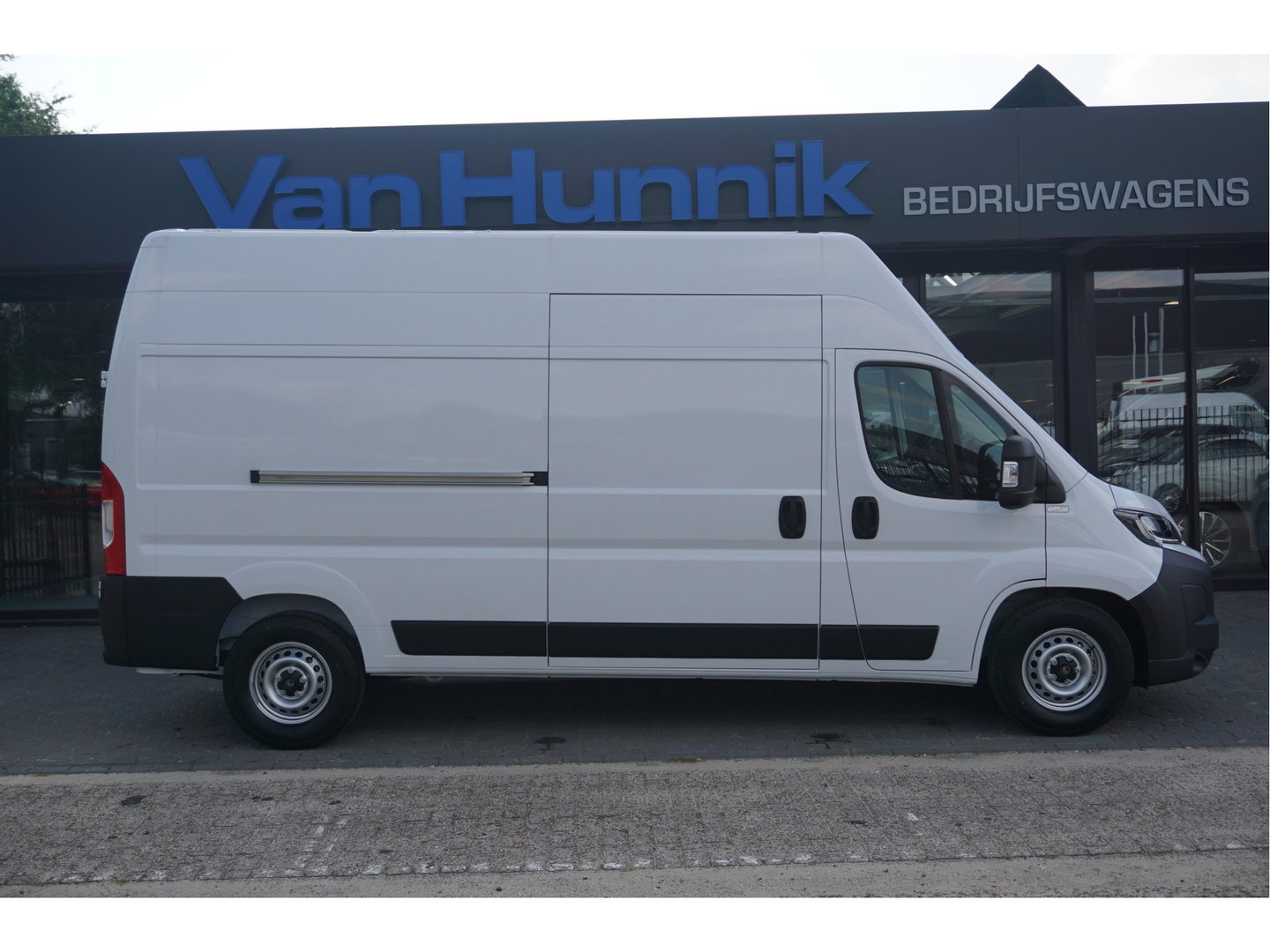 Citroën Jumper Heavy 35 2.2 140PK L3H3 BPM VRIJ!! Navi, Camera, Climate, Betimmering, LED, Trekhaak!! NR.