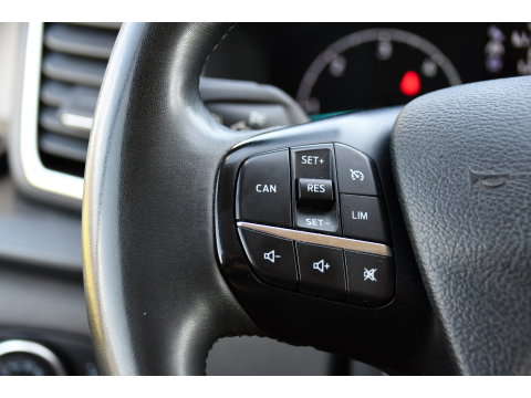 Ford Transit Custom 300 2.0 TDCI L1H1 Limited DC PB Edition Camera, Cruise, Carplay, LED, Leder, 2 x Schuifdeur, Stoelverwarming, Sensoren, Automaat, Uniek!
