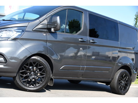 Ford Transit Custom 300 2.0 TDCI L1H1 Limited DC PB Edition Camera, Cruise, Carplay, LED, Leder, 2 x Schuifdeur, Stoelverwarming, Sensoren, Automaat, Uniek!