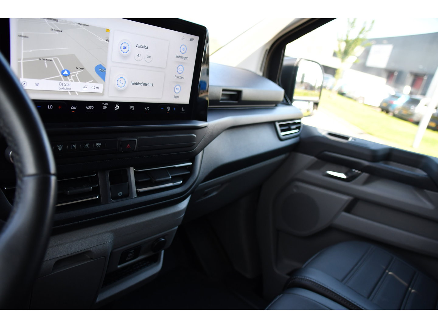 Ford Transit Custom 300 2.0 TDCI L1H1 Limited PB Edition Virtual, Adaptieve Cruise, Camera, Carplay, LED, Automaat, 170pk, 2 x Schuifdeur, Stoelverwarming, NAVI, Uniek!