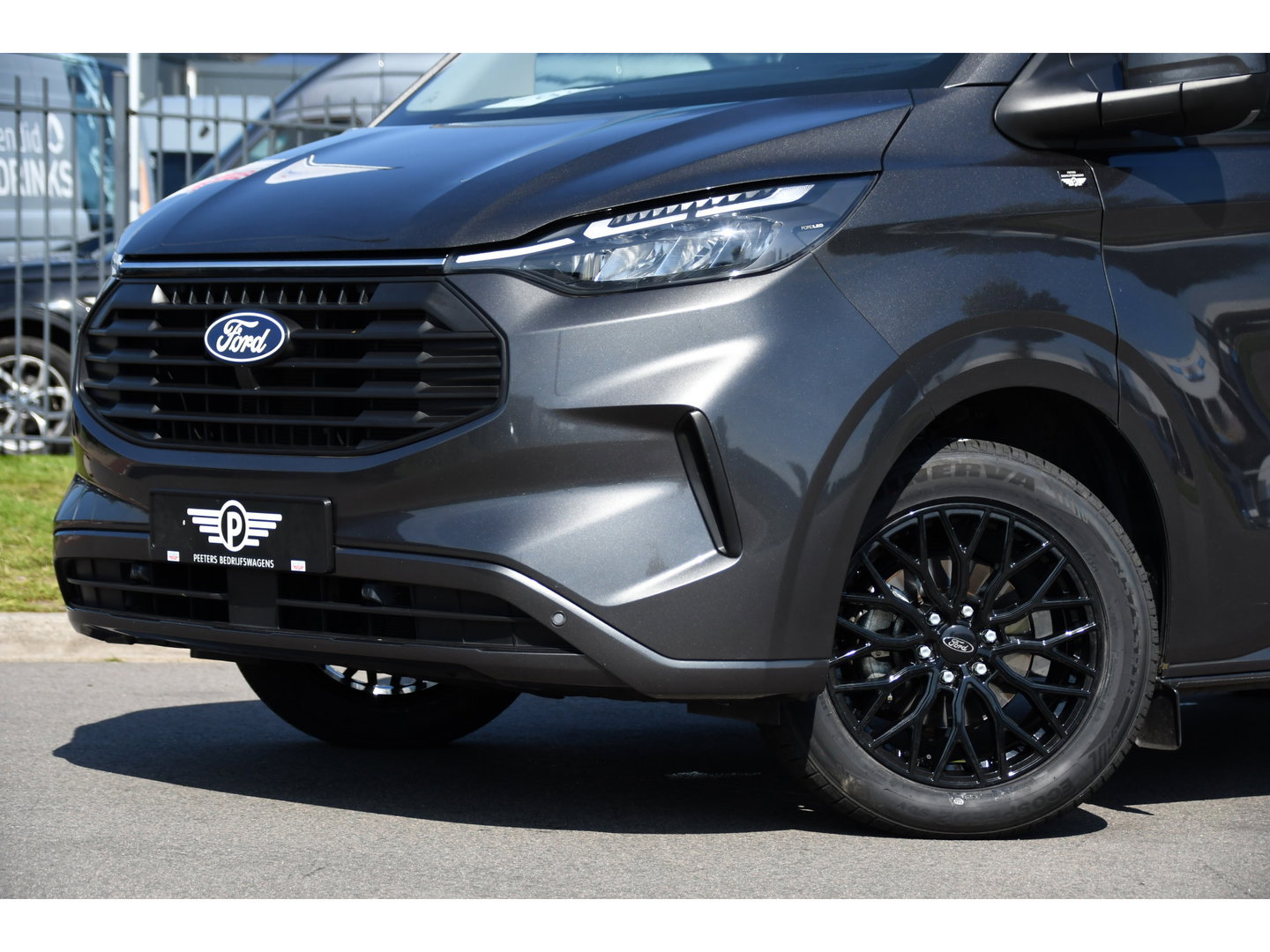 Ford Transit Custom 300 2.0 TDCI L1H1 Limited PB Edition Virtual, Adaptieve Cruise, Camera, Carplay, LED, Automaat, 170pk, 2 x Schuifdeur, Stoelverwarming, NAVI, Uniek!