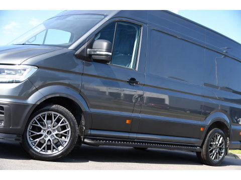 Volkswagen Crafter 35 2.0 TDI L3H3 PB Edition Camera, Cruise, Carplay, LED, Automaat, Sensoren, 140pk, Trekhaak, Multimedia, Uniek!