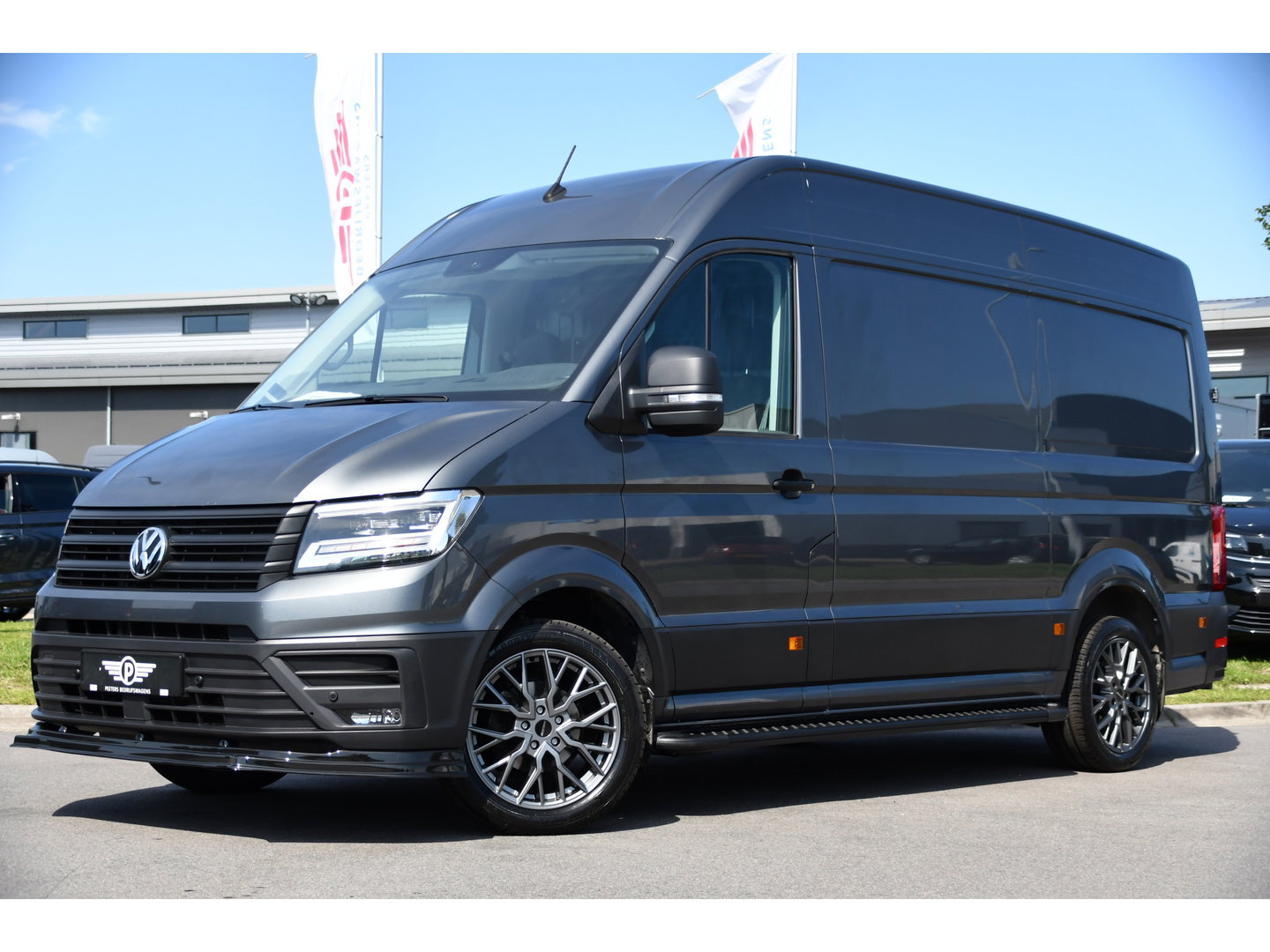 Volkswagen Crafter 35 2.0 TDI L3H3 PB Edition Camera, Cruise, Carplay, LED, Automaat, Sensoren, 140pk, Trekhaak, Multimedia, Uniek!