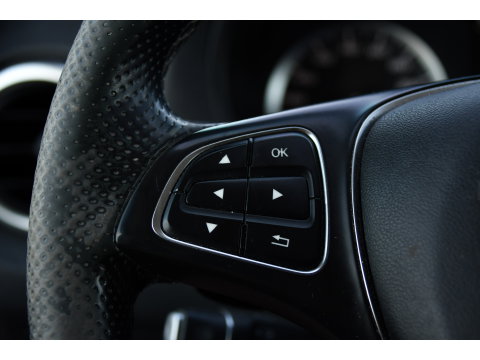 Mercedes-Benz Vito 114 CDI L3 Black Edition Camera, Cruise, Carplay, LED, Automaat, Multimedia, Trekhaak, Uniek!