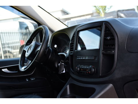 Mercedes-Benz Vito 114 CDI L3 Black Edition Camera, Cruise, Carplay, LED, Automaat, Multimedia, Trekhaak, Uniek!