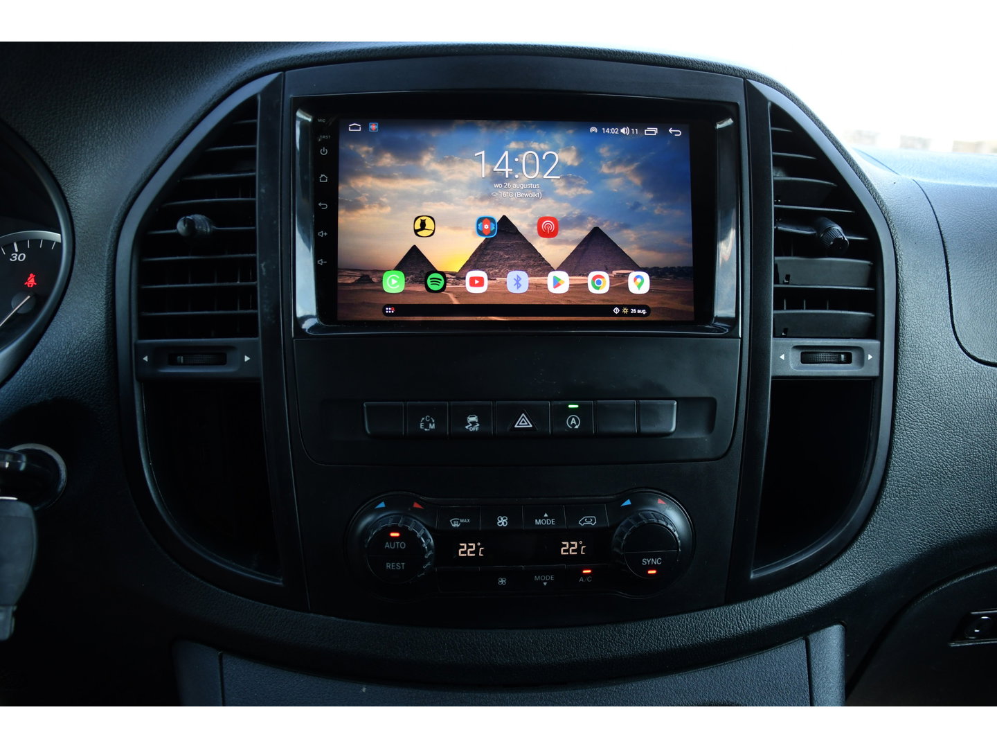 Mercedes-Benz Vito 114 CDI L3 Black Edition Camera, Cruise, Carplay, LED, Automaat, Multimedia, Trekhaak, Uniek!