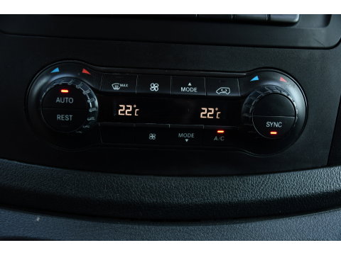 Mercedes-Benz Vito 114 CDI L3 Black Edition Camera, Cruise, Carplay, LED, Automaat, Multimedia, Trekhaak, Uniek!