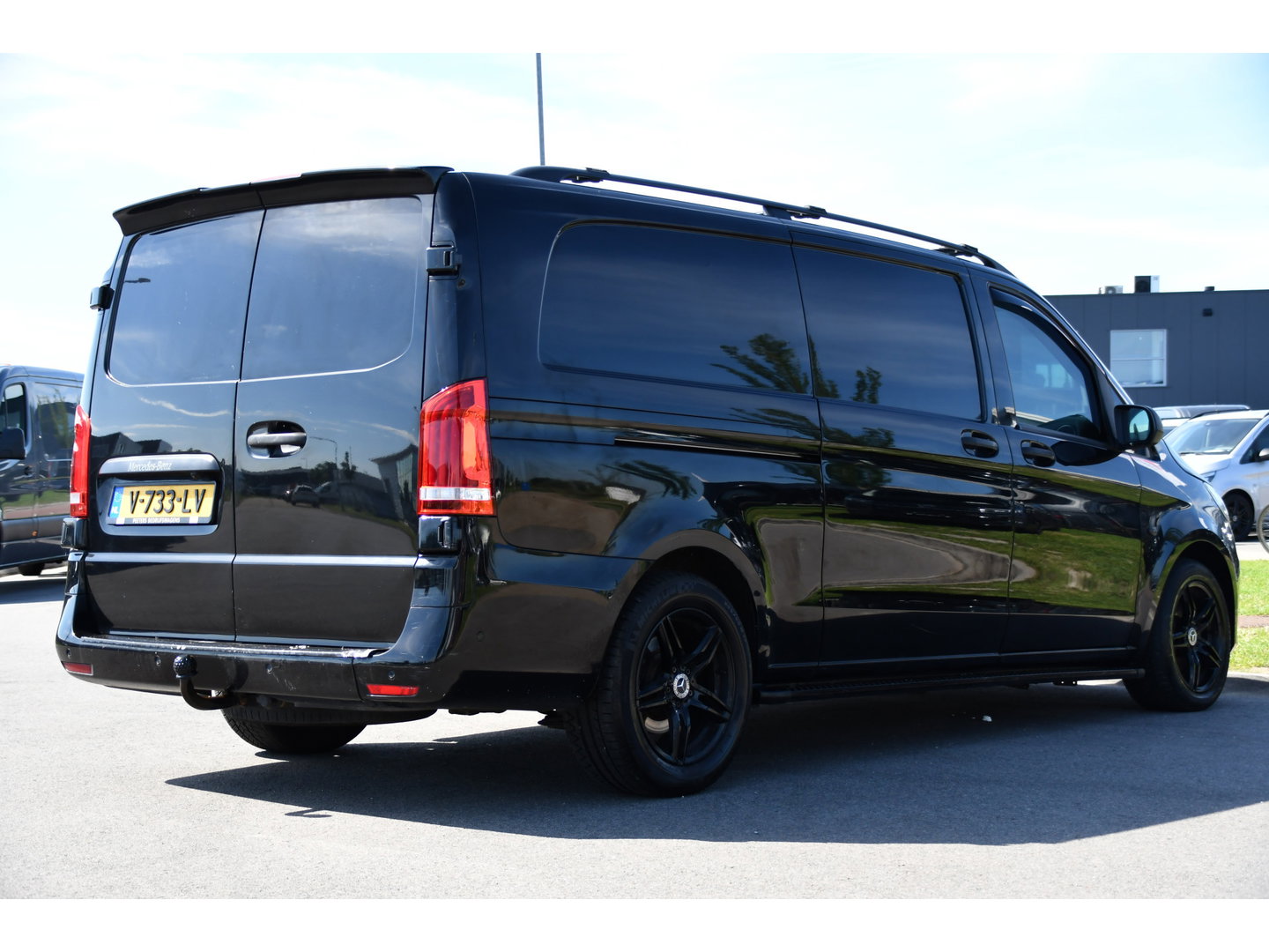 Mercedes-Benz Vito 114 CDI L3 Black Edition Camera, Cruise, Carplay, LED, Automaat, Multimedia, Trekhaak, Uniek!