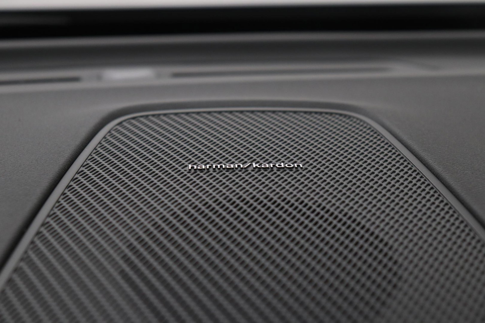 Volvo XC60 T6 Plus Dark | NIEUW | Head-Up | ACC | 360° Camera | Panoramadak | BLIS