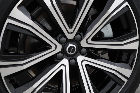 Volvo XC60 T6 Plus Dark | NIEUW | Head-Up | ACC | 360° Camera | Panoramadak | BLIS