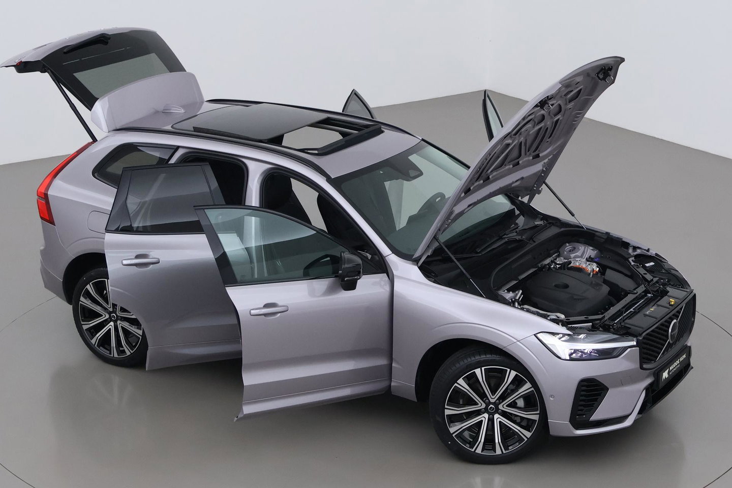 Volvo XC60 T6 Plus Dark | NIEUW | Head-Up | ACC | 360° Camera | Panoramadak | BLIS
