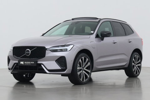 Volvo XC60 T6 Plus Dark | NIEUW | Head-Up | ACC | 360° Camera | Panoramadak | BLIS