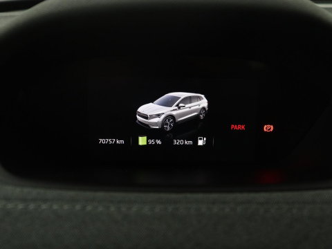 Škoda Enyaq iV 60 | SOH 94,1% | Half leder | Navigatie | Carplay | Sfeerverlichting | Climate control | Camera | Park assist