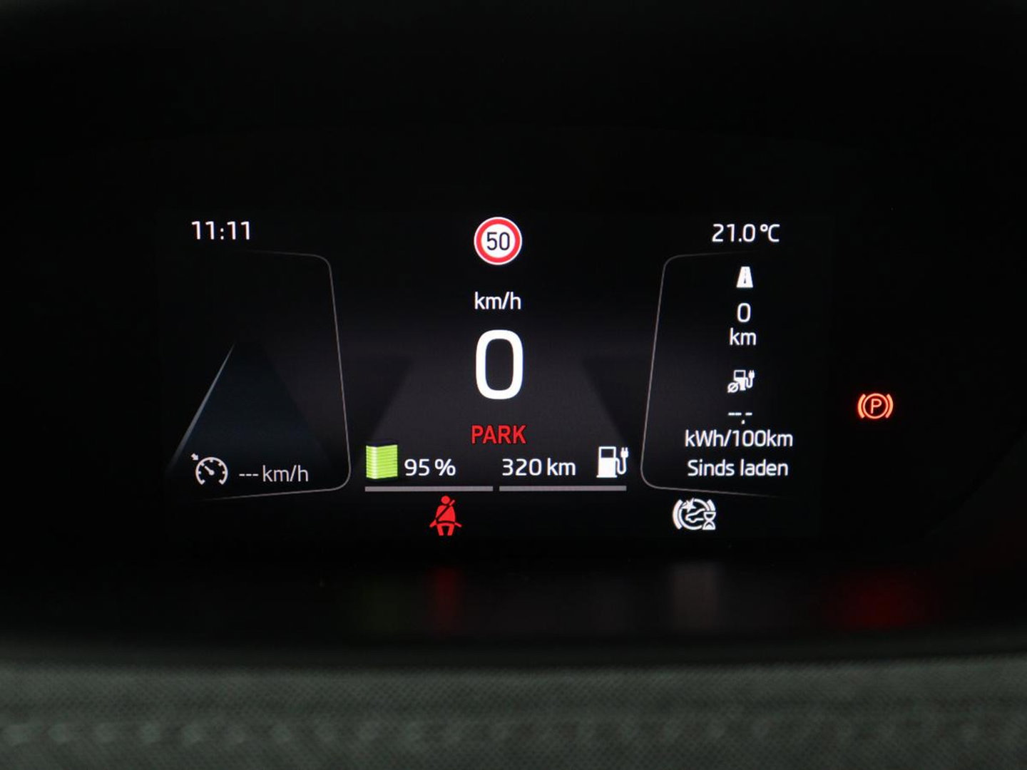 Škoda Enyaq iV 60 | SOH 94,1% | Half leder | Navigatie | Carplay | Sfeerverlichting | Climate control | Camera | Park assist