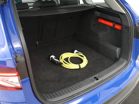 Škoda Enyaq iV 60 | SOH 94,1% | Half leder | Navigatie | Carplay | Sfeerverlichting | Climate control | Camera | Park assist