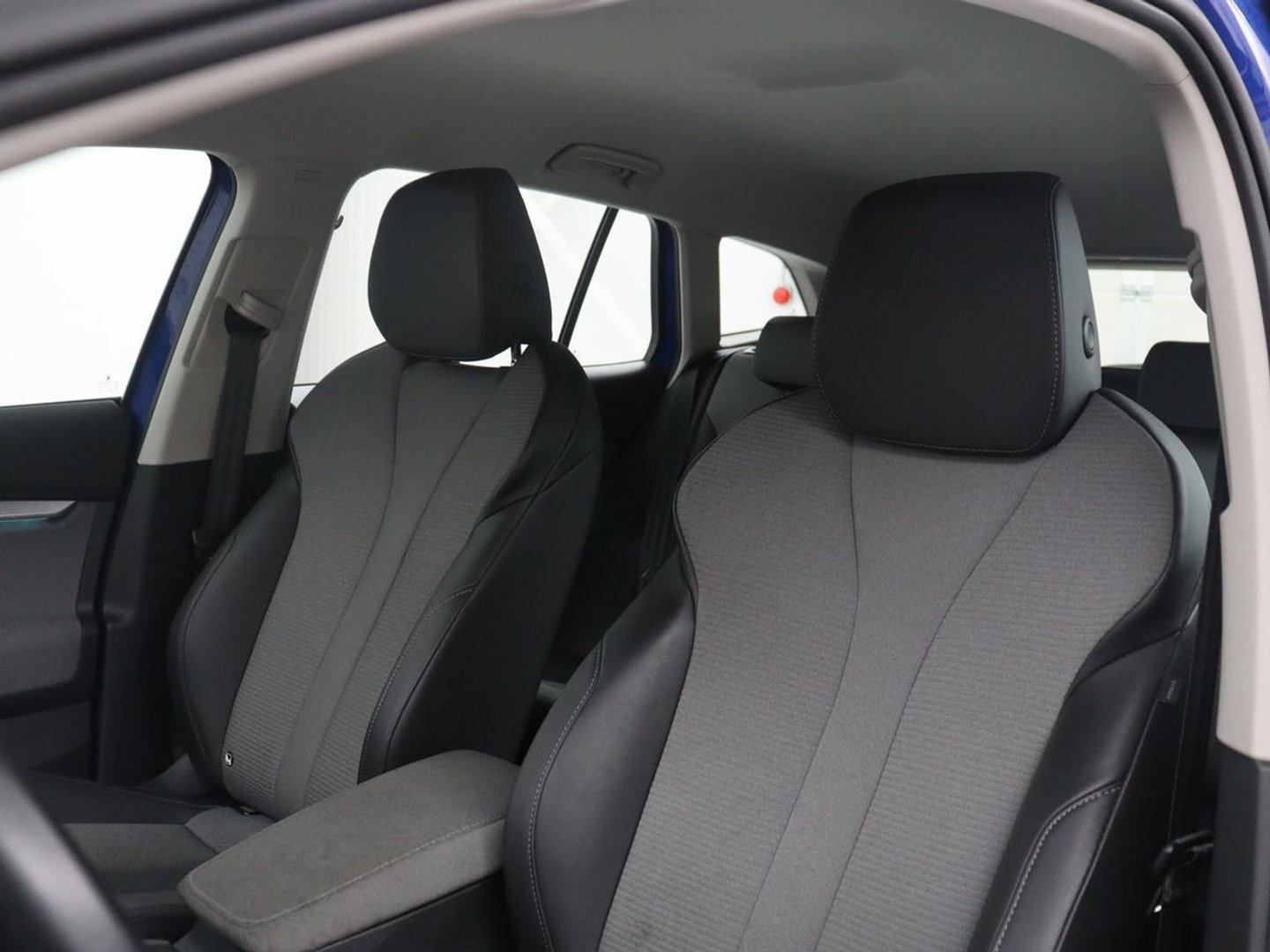 Škoda Enyaq iV 60 | SOH 94,1% | Half leder | Navigatie | Carplay | Sfeerverlichting | Climate control | Camera | Park assist
