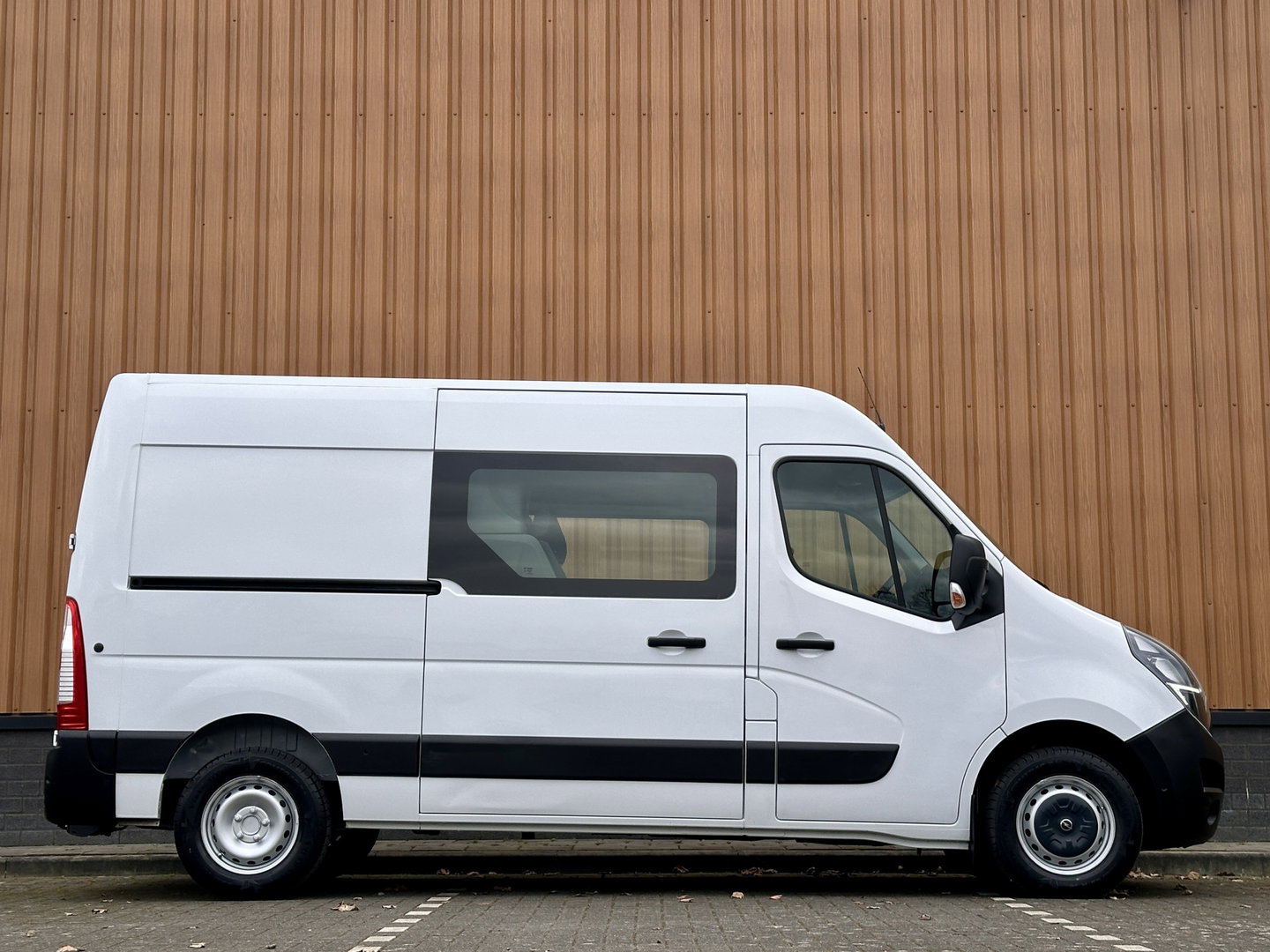 Opel Movano 2.3 CDTI BiTurbo L2H2 DC Start/Stop | Cruise Control | Achteruitrijcamera | Dodehoeksensor | Bluetooth | Airconditioning |