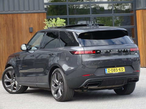 Land Rover Range Rover Sport P440e Dynamic SE / 23" Carbon / Meridian / Matrix / 2024 / 360°