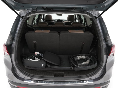 Hyundai Santa Fe 1.6 T-GDI Comfort Smart Sky AWD [ 7-Pers. ] {SoH-100%} (Plug-In) (INCL-BTW) *PANO | LEATHER | FULL-LED | ADAPTIVE-CRUISE | BLINDSPOT | MEMORY-PACK | DIGI-COCKPIT | SHIFTPADDLES | PRIVACYGLASS | NAVI-FULLMAP | KEYLESS | TOWBAR | CARBON | 19''ALU*