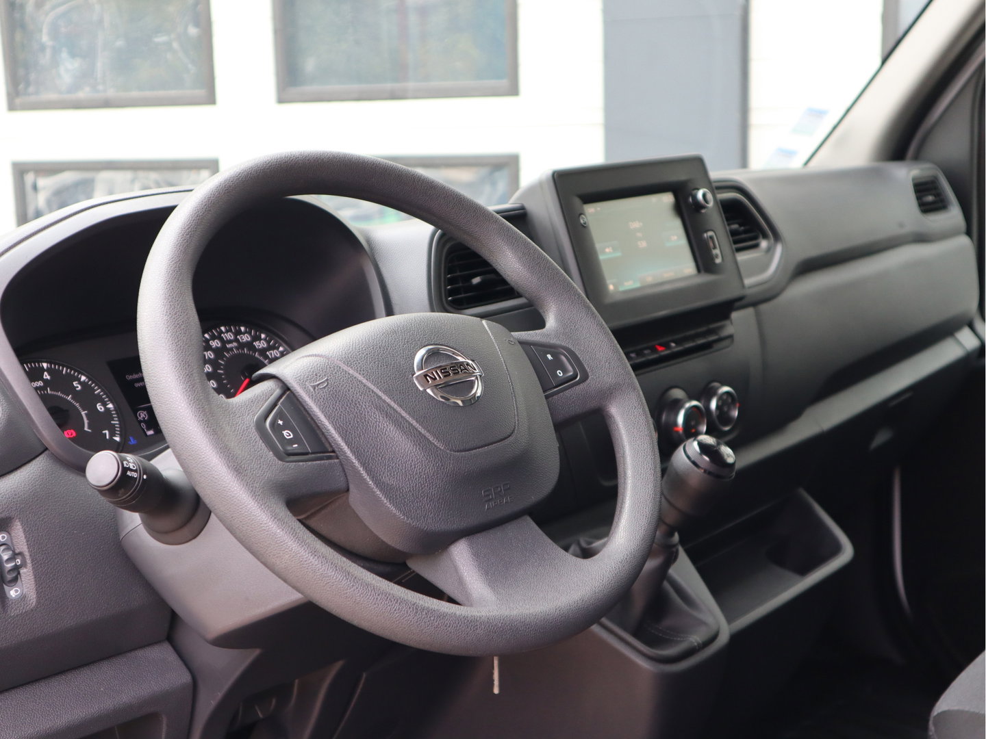 Nissan Interstar 2.3 dCi 150pk Euro 6 - L2H2 - Imperiaal - Cruise - Camera - Airco