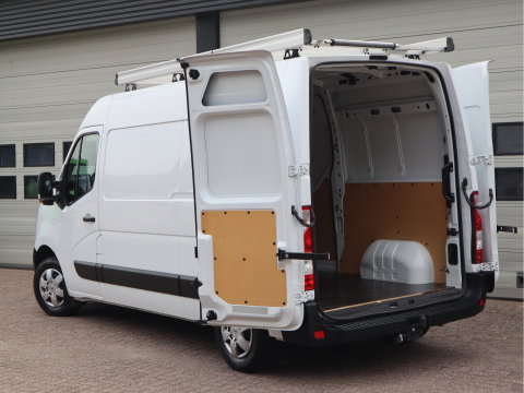 Nissan Interstar 2.3 dCi 150pk Euro 6 - L2H2 - Imperiaal - Cruise - Camera - Airco