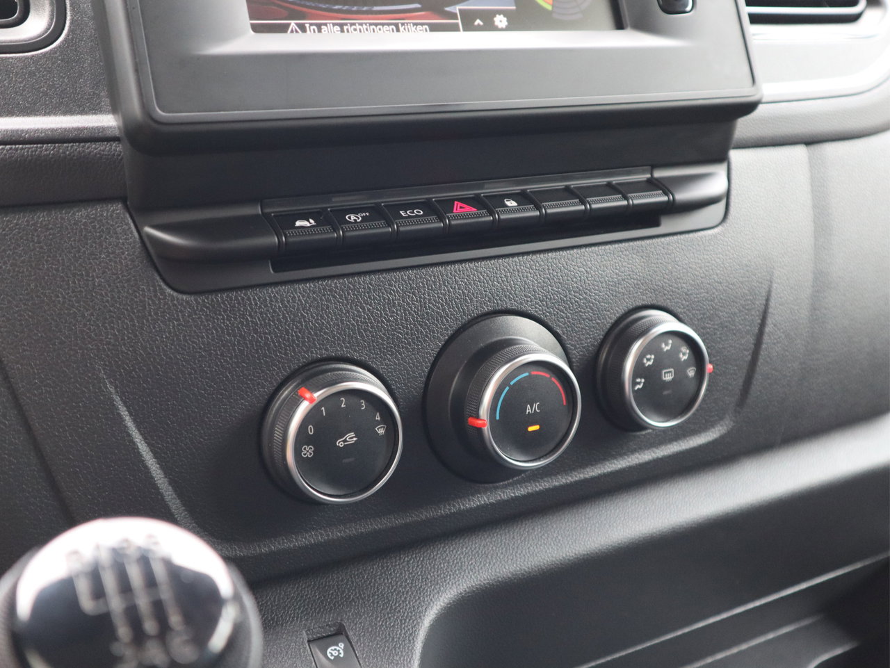 Nissan Interstar