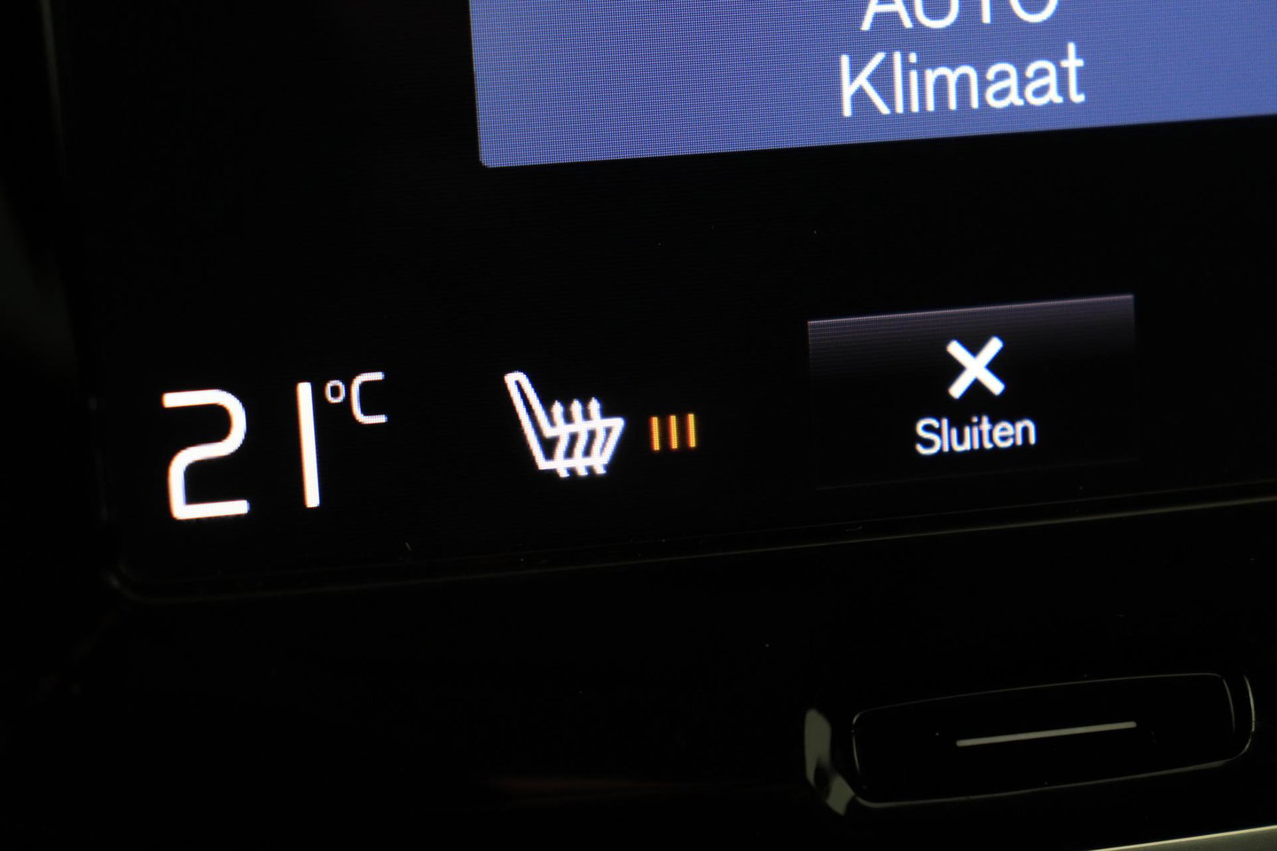 Volvo V60 2.0 T6 Twin Engine AWD Inscription | Harman/Kardon | Trekhaak | Leder | Dealer Onderhouden