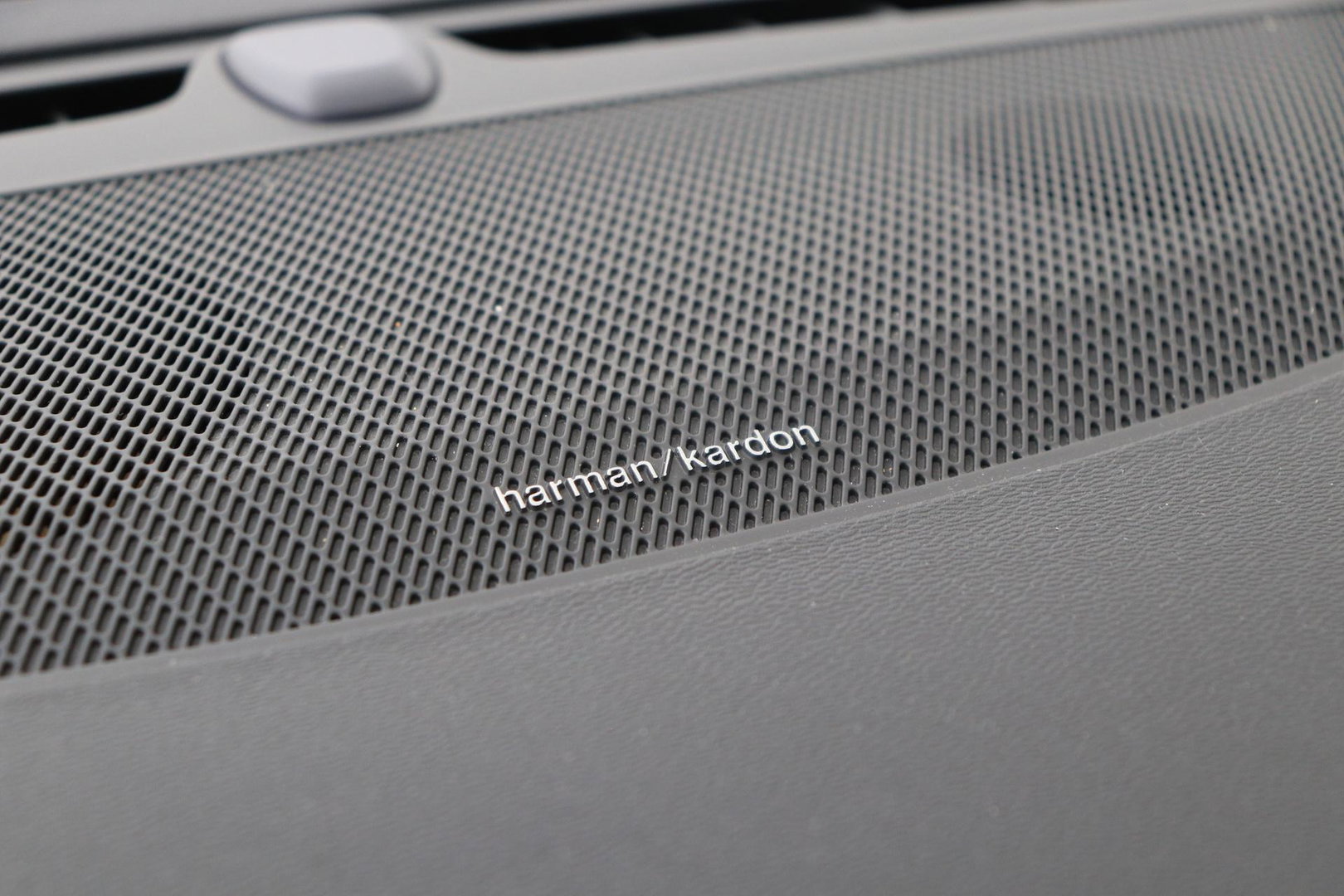 Volvo V60 2.0 T6 Twin Engine AWD Inscription | Harman/Kardon | Trekhaak | Leder | Dealer Onderhouden