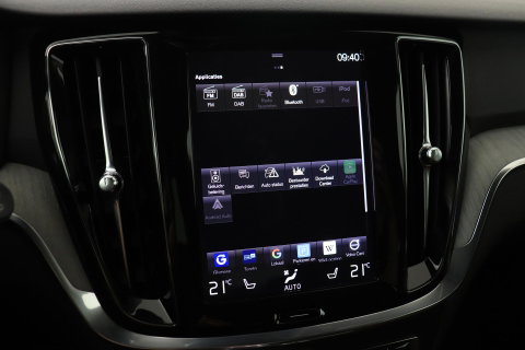 Volvo V60 2.0 T6 Twin Engine AWD Inscription | Harman/Kardon | Trekhaak | Leder | Dealer Onderhouden