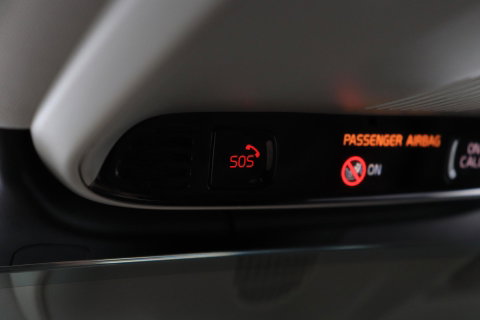 Volvo V60 2.0 T6 Twin Engine AWD Inscription | Harman/Kardon | Trekhaak | Leder | Dealer Onderhouden