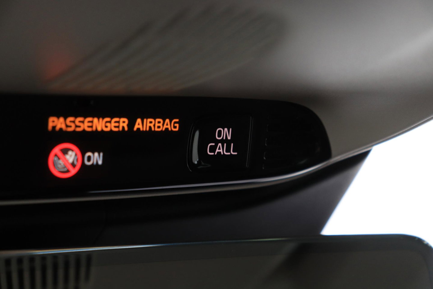 Volvo V60 2.0 T6 Twin Engine AWD Inscription | Harman/Kardon | Trekhaak | Leder | Dealer Onderhouden