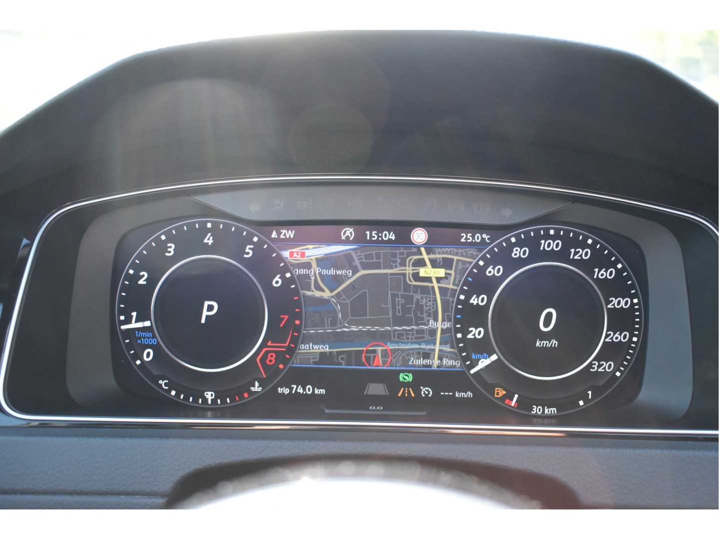 Volkswagen Golf 2.0 TSI 4Motion R 301PK Climate | LM Velgen 19" | Navigatie | Automaat