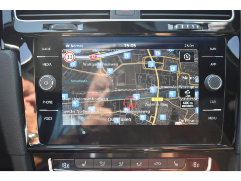 Volkswagen Golf 2.0 TSI 4Motion R 301PK Climate | LM Velgen 19" | Navigatie | Automaat