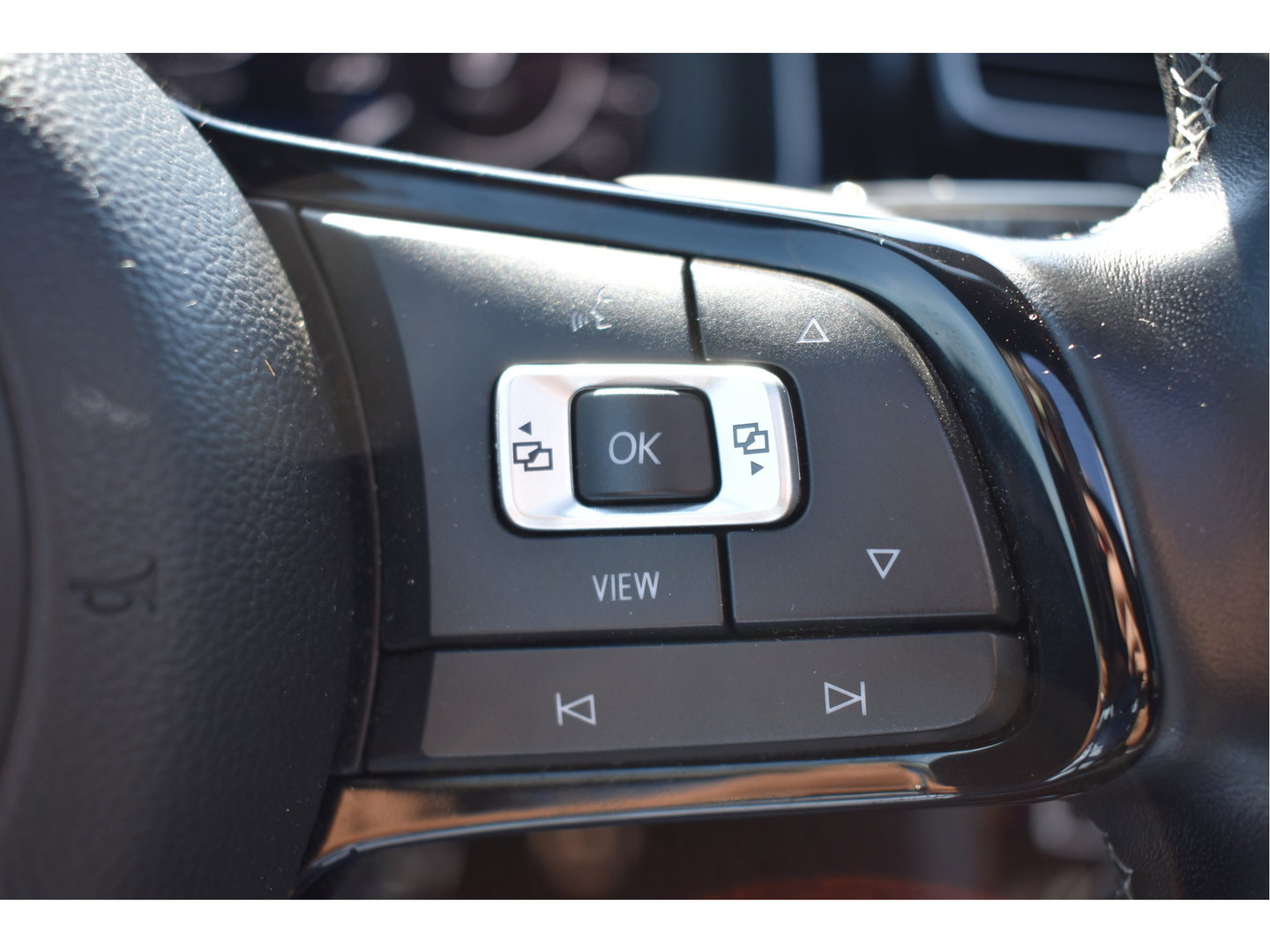 Volkswagen Golf 2.0 TSI 4Motion R 301PK Climate | LM Velgen 19" | Navigatie | Automaat