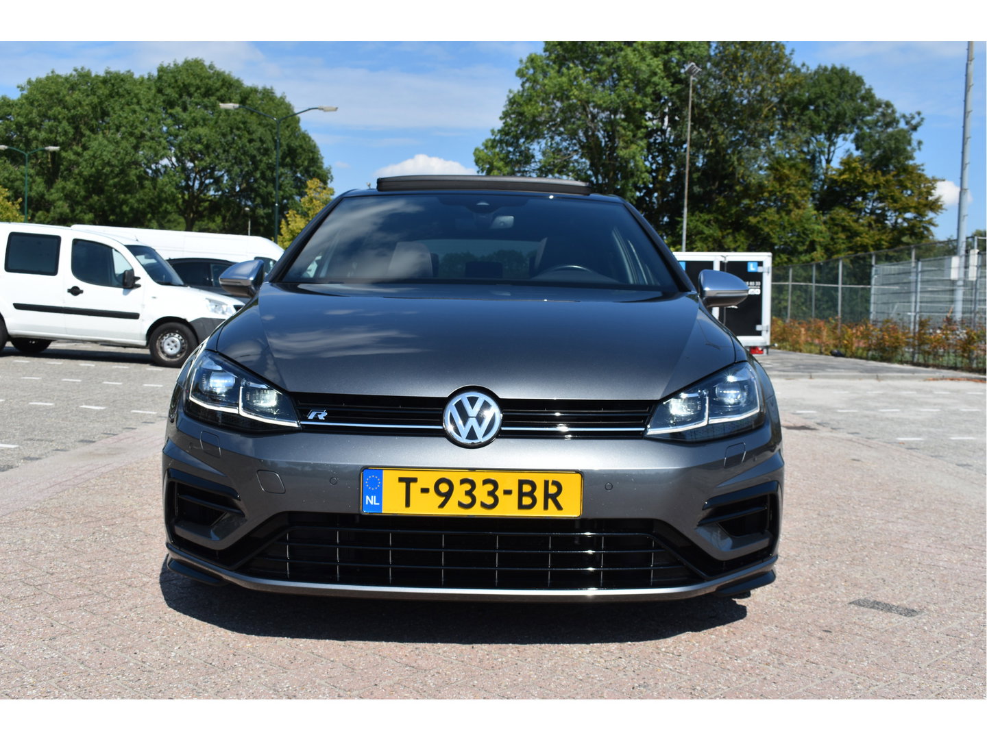 Volkswagen Golf 2.0 TSI 4Motion R 301PK Climate | LM Velgen 19" | Navigatie | Automaat