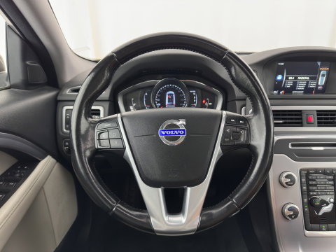 Volvo V70 2.0 D4 Nordic+ *PANO | LEATHER | XENON | MEMORY-PACK | HEATD-COMFORTSEATS | NAVI-FULLMAP | ECC | PDC | CRUISE | 17''LAU*