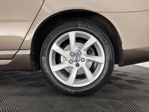 Volvo V70 2.0 D4 Nordic+ *PANO | LEATHER | XENON | MEMORY-PACK | HEATD-COMFORTSEATS | NAVI-FULLMAP | ECC | PDC | CRUISE | 17''LAU*