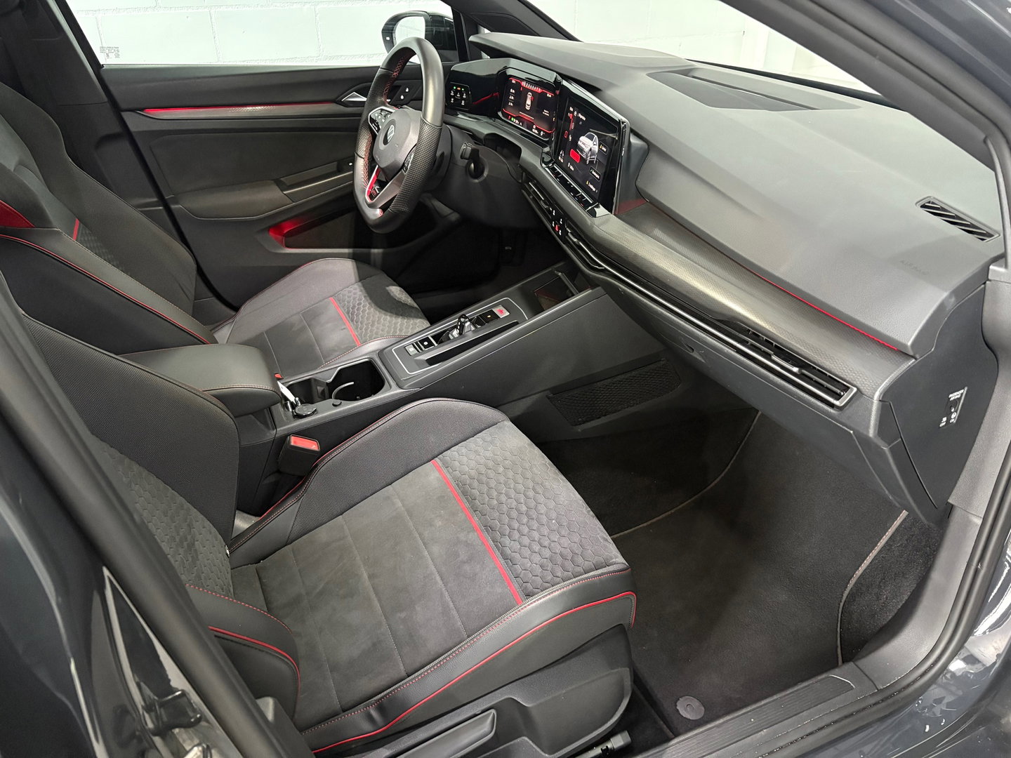 Volkswagen Golf 2.0 GTI Clubsport Pano, Side Assist, Carplay