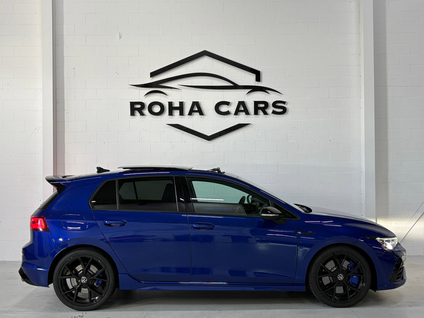 Volkswagen Golf 2.0 TSI R 4Motion, Pano, Akra, HK Audio, HUD