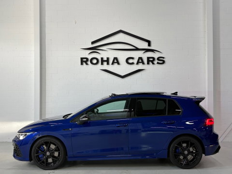 Volkswagen Golf 2.0 TSI R 4Motion, Pano, Akra, HK Audio, HUD