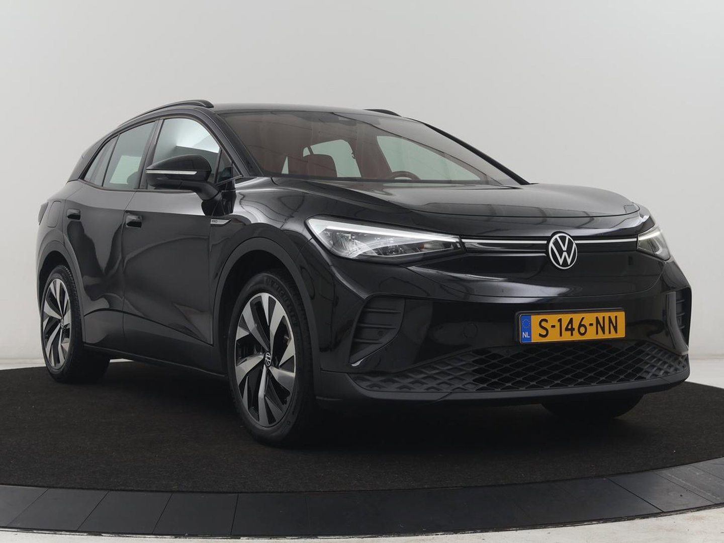 Volkswagen ID.4 Pro 77 kWh | SOH 95,4% | Adaptive cruise | Lane assist | Stuur/stoelverwarming | Climate control | Sfeerverlichting | Carplay | Park assist | 20" velgen