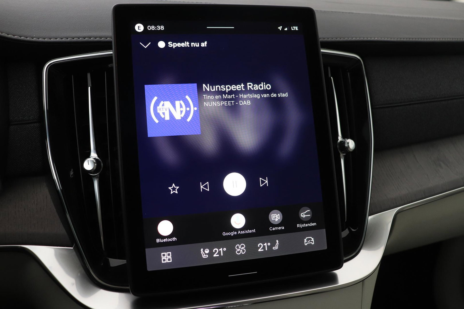 Volvo XC90 T8 Ultra Bright | Bowers&Wilkins | Stoelventilatie | Trekhaak | Panoramadak | 360° Camera | Massage | Head-Up | ACC