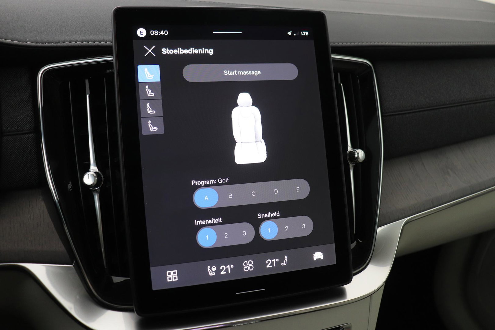 Volvo XC90 T8 Ultra Bright | Bowers&Wilkins | Stoelventilatie | Trekhaak | Panoramadak | 360° Camera | Massage | Head-Up | ACC