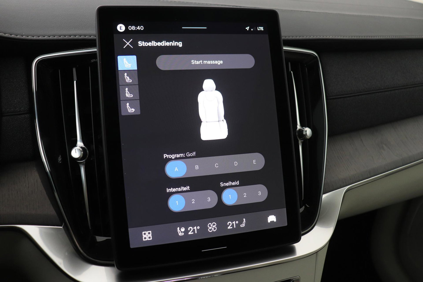 Volvo XC90 T8 Ultra Bright | Bowers&Wilkins | Stoelventilatie | Trekhaak | Panoramadak | 360° Camera | Massage | Head-Up | ACC