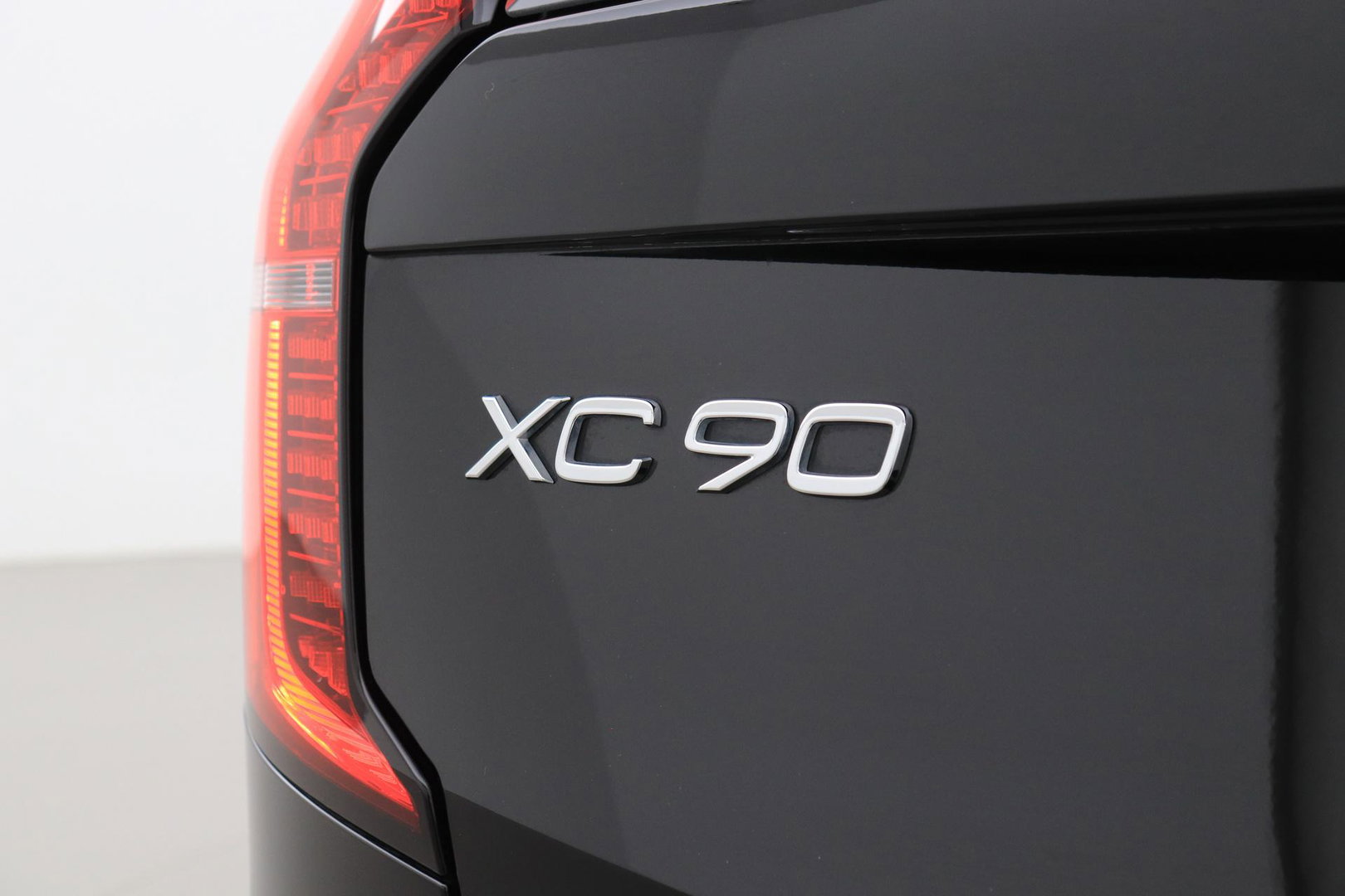 Volvo XC90 T8 Ultra Bright | Bowers&Wilkins | Stoelventilatie | Trekhaak | Panoramadak | 360° Camera | Massage | Head-Up | ACC