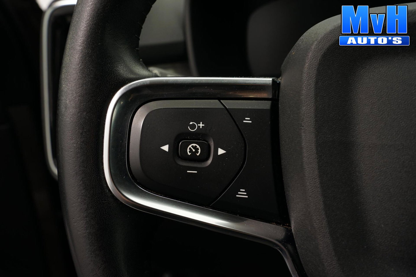 Volvo XC40 1.5 T4 PHEV Inscription Expression|TREKH|LED|NAV