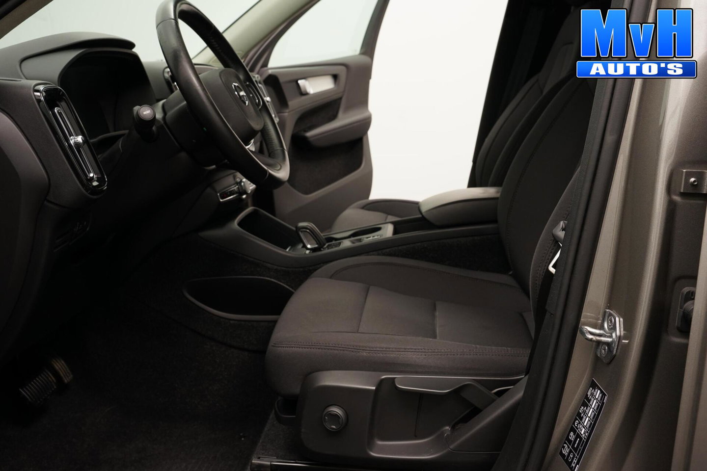 Volvo XC40 1.5 T4 PHEV Inscription Expression|TREKH|LED|NAV